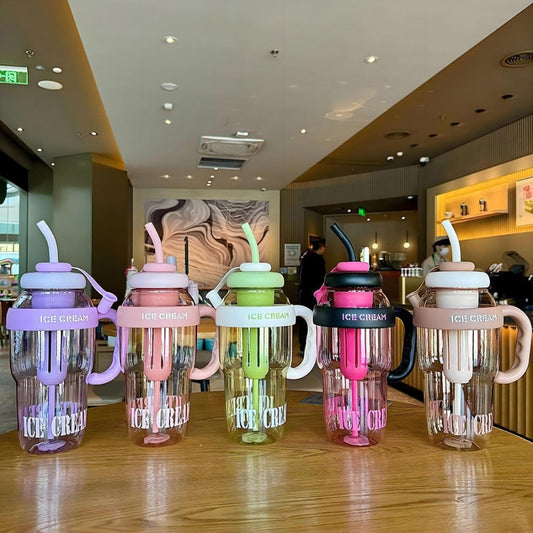 Premium Tumbler Plastic with straw
