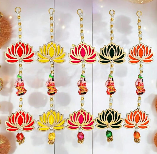 Wooden King & Lotus Hanging (1 Line) (Size: 19 Inch)