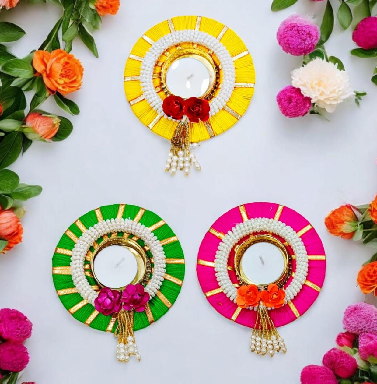 Beautiful Round Candle Holder With Pearl & Flower (4.3 Inch) (TL0029)