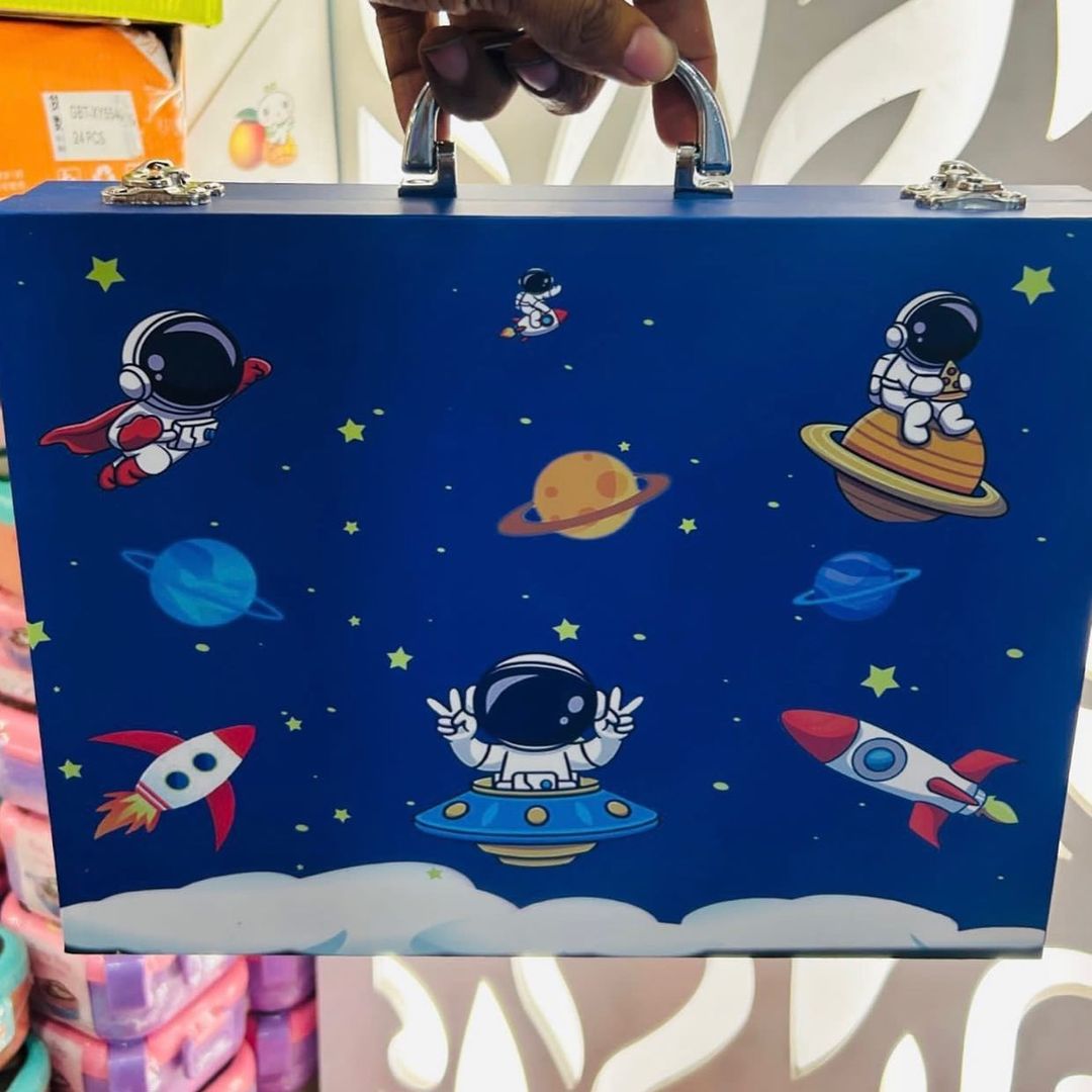 68 pcs Art Set - Unicorn & Space Print with colouring Book